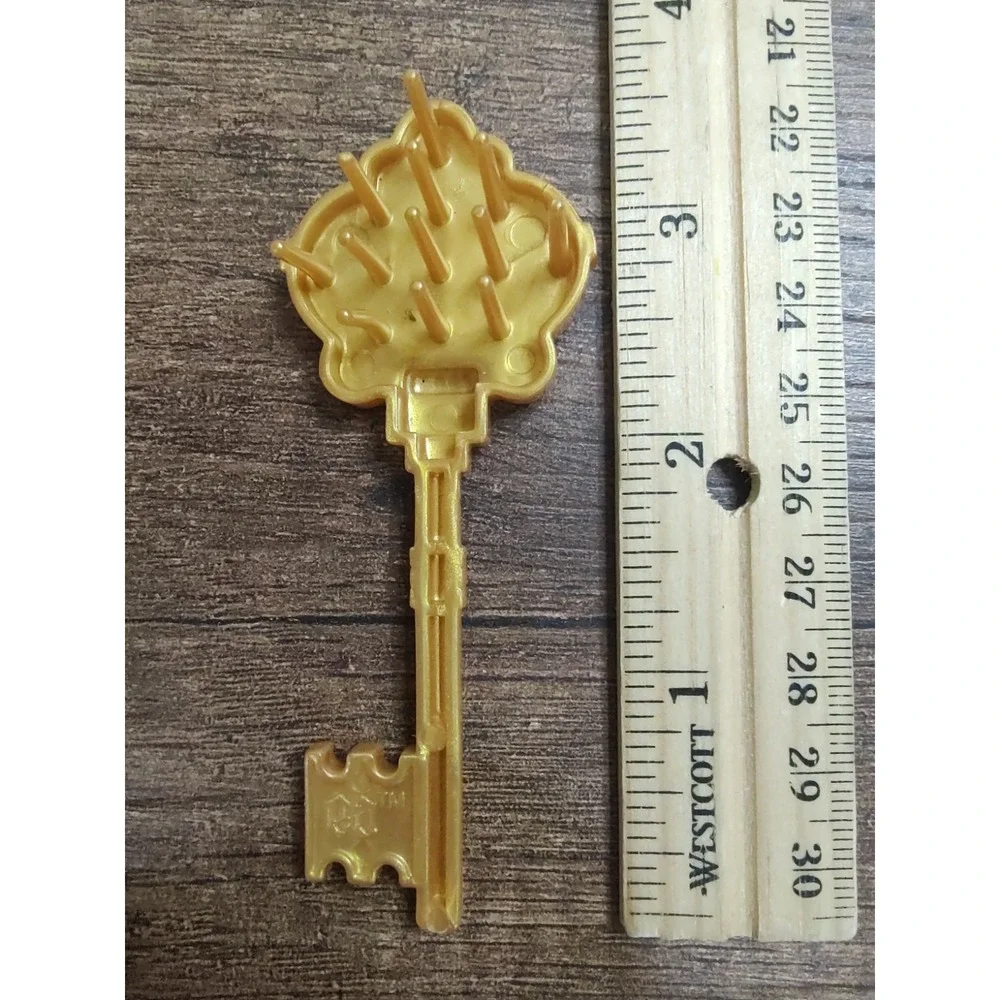 Ever After High First Chapter Gold Key Doll Hair Brush Accessory Replacement Z29